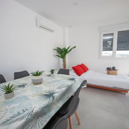 Terraza Soleada - Parking Gratis - Cerca Centro Granada Apartment Churriana de la Vega